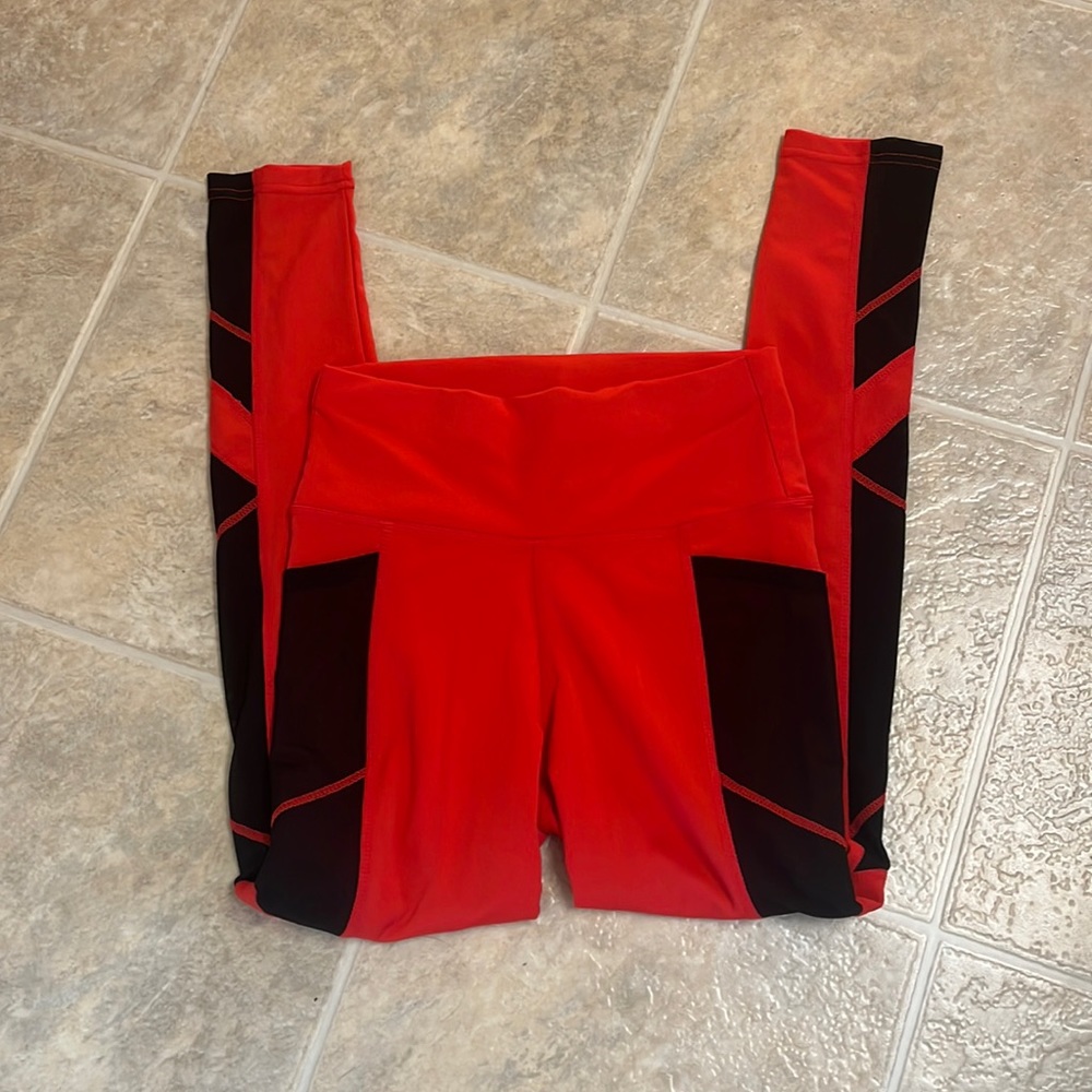 Womens XS workout pants red/black brand new.